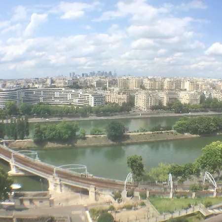 Apartment Unique Luxury Parisian Panorama High-rise By The Eiffel Tower Paris
