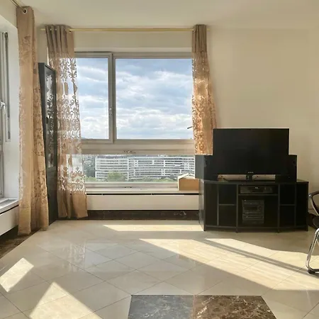 Unique Luxury Parisian Panorama High-rise By The Eiffel Tower Apartmán *